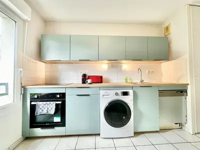 Cuisine ou kitchenette dans l'établissement LES RIVES DU MARSAN - Spacieux - Parking