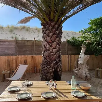Villa rénovée avec accès plage