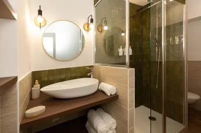 Salle de bains dans l'établissement Le Refuge - Un nid douillet au cœur de Dax