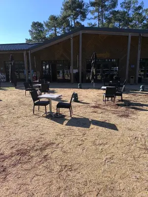 Plan de l'établissement MH 201 AGREABLE et tout ÉQUIPÉ 2CH dont suite parentale et 2sdb avec vue sur foret dans camping 4 étoiles