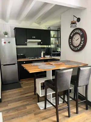 Cuisine ou kitchenette dans l'établissement Chalet Landais