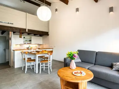 Cuisine ou kitchenette dans l'établissement Apartment Hameau du courant-2 by Interhome
