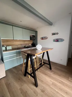 Cuisine ou kitchenette dans l'établissement DACSE-VILLAGE - Gite 02