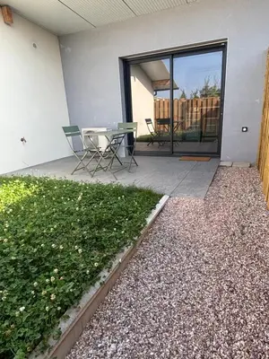 Jardin de l'établissement DACSE-VILLAGE - Gite 02