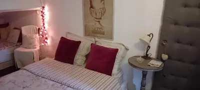 Coin salon dans l'établissement Le Chai de Serres