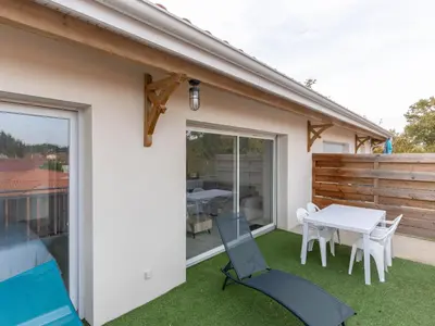 Balcon ou terrasse dans l'établissement Appartement 4 pers. centre Mimizan, neuf avec parking - FR-1-50-143