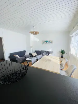 Un ou plusieurs lits dans un hébergement de l'établissement Maison de Ville 3 Chambres avec Jardinet et Garage
