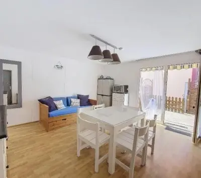 Coin salon dans l'établissement Villa Maëlyssia - Les villas du lac