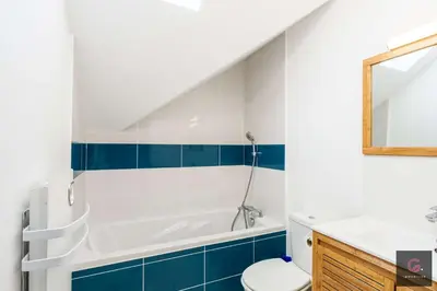 Salle de bains dans l'établissement Biscarrosse Plage Maison à 600m des plages pour 6 personnes
