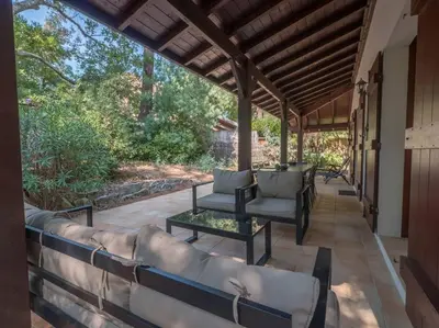 Jardin de l'établissement Villa Les Pins à deux pas de la plage PYLA SUR MER