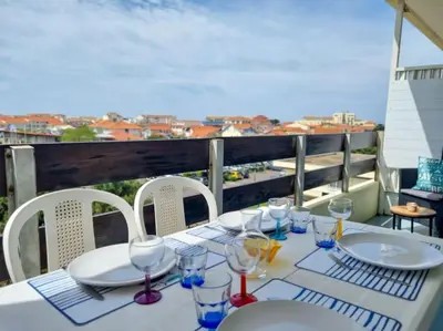 Balcon ou terrasse dans l'établissement Les Landais-Appart cosy centre Mimizan plage 4p