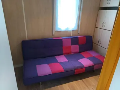 Coin salon dans l'établissement Mobil-Home 4 places dans les Landes