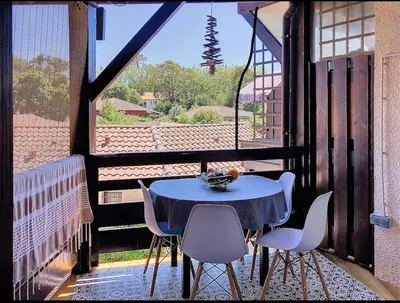 Balcon ou terrasse dans l'établissement Appartement proche de la plage