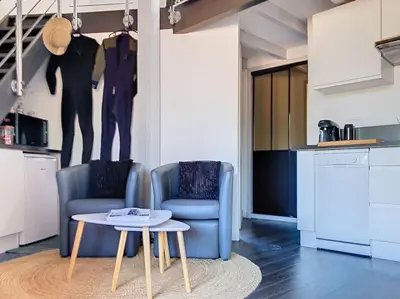 Cuisine ou kitchenette dans l'établissement Appartement proche de la plage