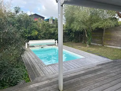 Piscine de l'établissement Villa avec piscine ou située à proximité