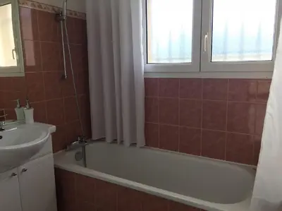 Salle de bains dans l'établissement Bassin d'Arcachon Maison au calme