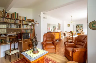 Coin salon dans l'établissement Les chênes, maison confortable proche de Dax