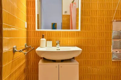 Salle de bains dans l'établissement Maison du golf proche centre, lac et plages