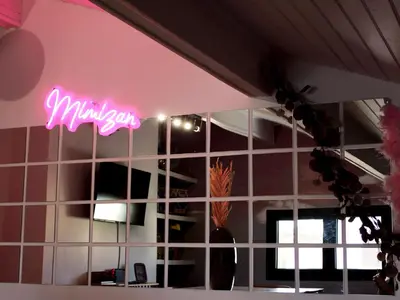 Télévision ou salle de divertissement dans l'établissement Maison Billard, Netflix et jeux par Ivona Vacances