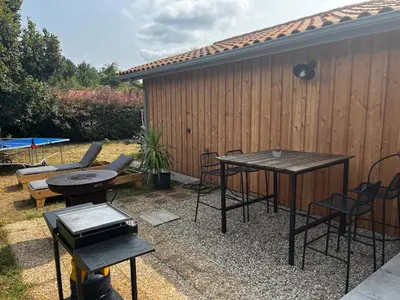 Plan de l'établissement Maison moderne près du lac avec jardin et véranda à Sanguinet, pour 10 personnes - FR-1-319-584