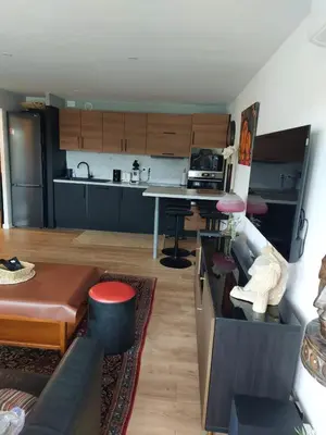 Cuisine ou kitchenette dans l'établissement Appartement avec terasse au pied du port