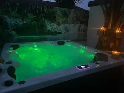 Piscine de l'établissement Villa Dedele ou située à proximité