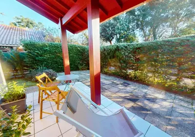 Jardin de l'établissement LES ESTIVALES - Maison mitoyenne pour 4 personnes