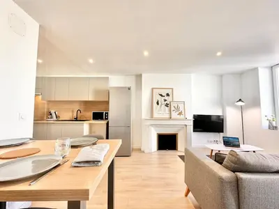 Cuisine ou kitchenette dans l'établissement Le Reflet Doré - Familial - Spacieux - Central