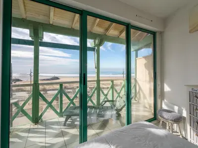 Un ou plusieurs lits dans un hébergement de l'établissement Appartement Front de Mer pour 2 avec Parking à Mimizan Plage - FR-1-50-152