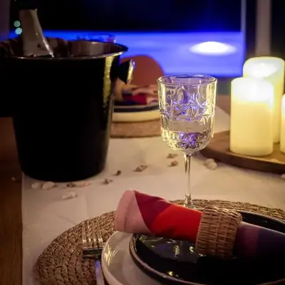 Logement romantique avec jacuzzi privatif