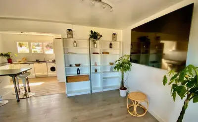 Cuisine ou kitchenette dans l'établissement Sewa surf House 10min de Capbreton
