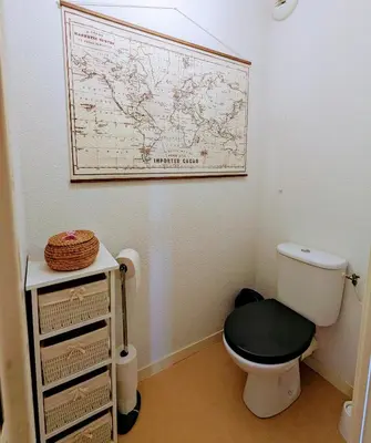 Salle de bains dans l'établissement Refuge du pilote tout équipé au calme avec balcon