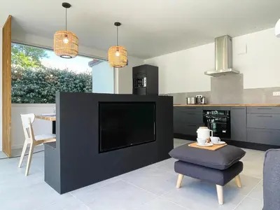 Cuisine ou kitchenette dans l'établissement Appartement Aqua-Villas Lake And Sea