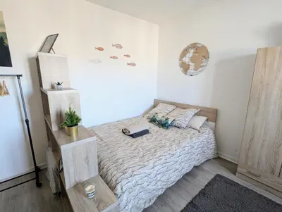 Un ou plusieurs lits dans un hébergement de l'établissement Le studio de la Gare, 5min gare, centre ,thermes