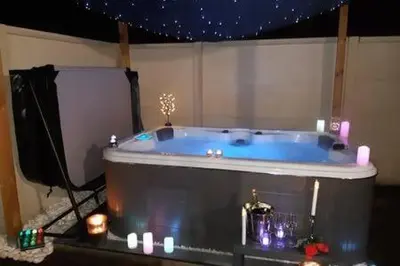 Plan de l'établissement Mini VILLA Coup de Coeur avec Jacuzzi et Sauna Clim Jardin clos et parking sur place