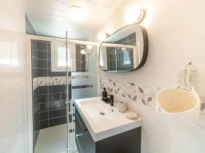 Salle de bains dans l'établissement maison de l'arbousier