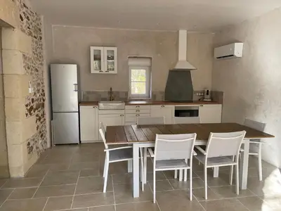 Cuisine ou kitchenette dans l'établissement Le domaine du Martinet