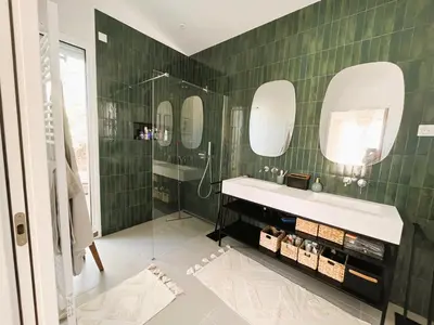 Salle de bains dans l'établissement Nouveau! Villa Bahia, Piscine chauffée, Plage à 400m