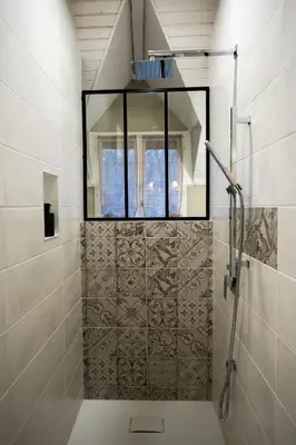 Salle de bains dans l'établissement La Maison de Judith Chambres d hôtes