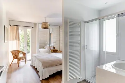 Un ou plusieurs lits dans un hébergement de l'établissement Villa Bikiak, proche de la plage, cœur Mouleau
