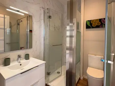Salle de bains dans l'établissement Apartment Erretegia