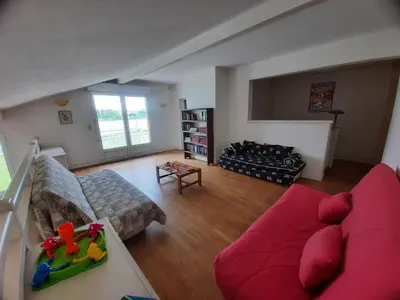 Coin salon dans l'établissement Villa de Campagne au bord de l'Adour