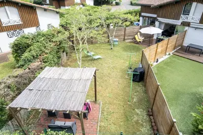 Jardin de l'établissement Maison proche du lac !