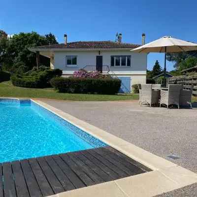 Maison Pierre 3 bedroom house with swimming pool
