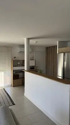 Cuisine ou kitchenette dans l'établissement La villa caroline