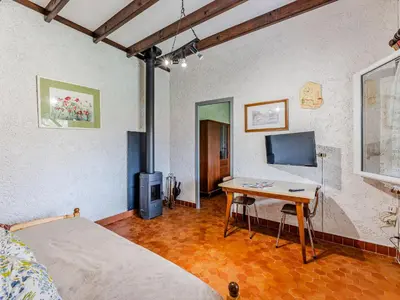 Télévision ou salle de divertissement dans l'établissement Maison à Sanguinet pour 3 pers, 200m du lac, terrasse et jardin - FR-1-521-250