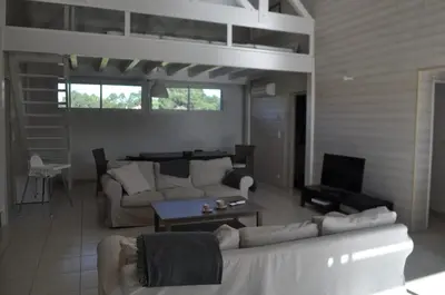 Télévision ou salle de divertissement dans l'établissement Villa Ita 6 to 8 berths - Private pool