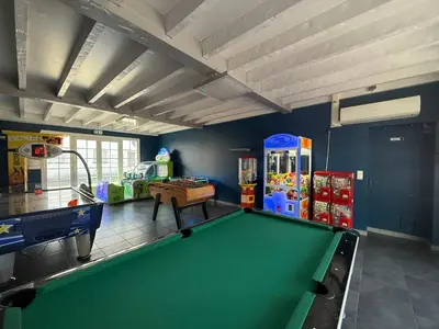 Salle de jeux dans l'établissement Mobil home Capbreton