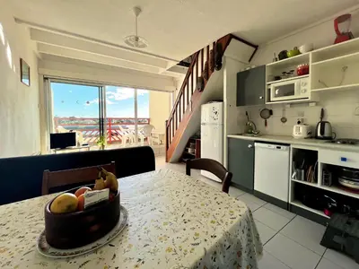 Cuisine ou kitchenette dans l'établissement Bleu Courant - T4 avec balcon vue courant