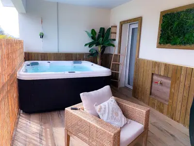 Plan de l'établissement La Terrasse Enchantée, Romance, Cosy et Jacuzzi